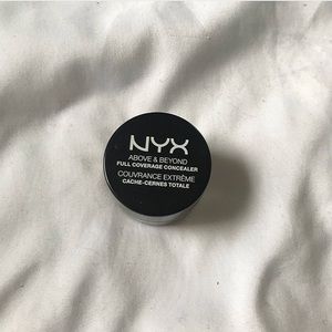 Nyx Above & Beyond Full Coverage Concealor